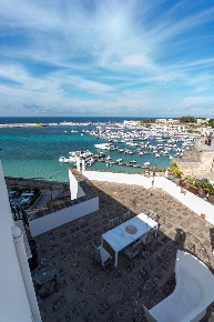 Foto Appartamento in Via Ciatara 14, Otranto Centro di 170 m² con 3 locali