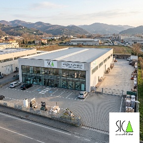 Foto Capannone industriale a Massa di 3000 m² in vendita