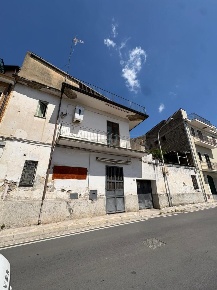 Foto Villa bifamiliare in Via Giuseppe Verdi 101, Marcianise di 250 m²