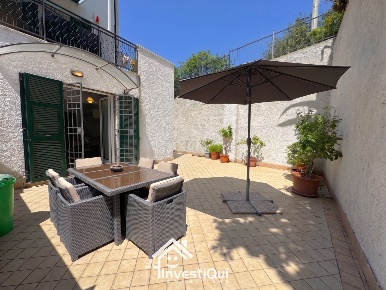 Foto Appartamento in Via N. Paganini 46, Pietra Ligure Centro di 55 m²