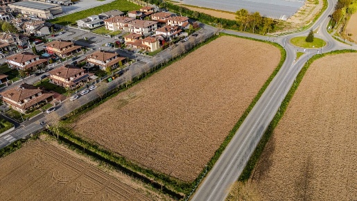 Foto Terreno edificabile in Via A. Gramsci, Mairano Centro di 8480 m²