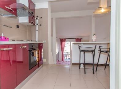 Foto Appartamento a Ameglia Centro di 40 m² con 2 locali in vendita