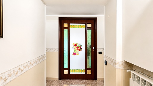 Foto Appartamento in Viale primo Melina 3, Portici di 120 m² con 4 locali