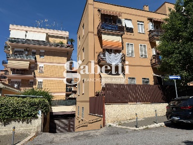 Foto Appartamento in Via DELLE AZALEE 33, Roma Centocelle di 129 m²
