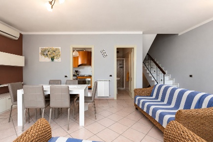 Foto Villa unifamiliare in Via Marroncelli 463, Viareggio di 149 m²