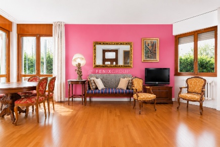 Foto Appartamento in Liguria 1, Monza San Fruttuoso di 148 m² con 6 locali