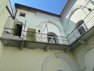 Foto Appartamento a Vigevano Centro di 115 m² con 3 locali in vendita
