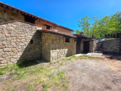 Foto Terreno agricolo a Castel del Piano Centro di 40 m² in vendita