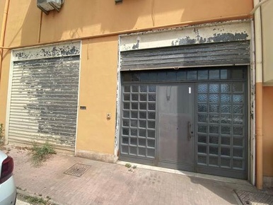 Foto Negozio a Caltanissetta Centro di 75 m² con 2 locali in vendita