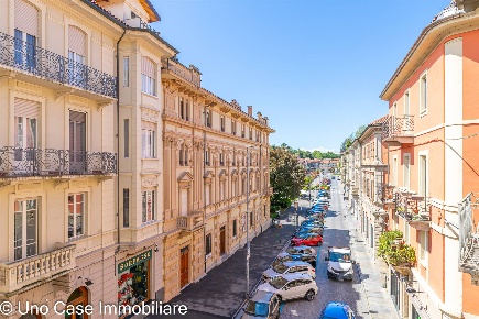 Foto Appartamento a Ivrea di 73 m² con 4 locali in affitto