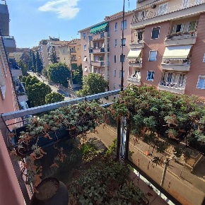 Foto Appartamento in VIA SMAREGLIA  26, Milano Argonne - Corsica di 140 m²