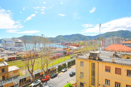 Foto Appartamento in VIALE SAN BARTOLOMEO 37, La Spezia Canaletto di 75 m²