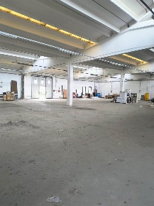 Foto Capannone industriale a Novi di Modena Centro di 960 m² con 5 locali