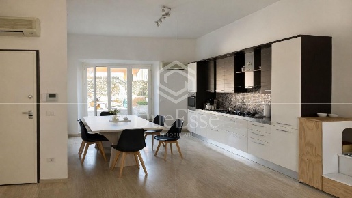 Foto Appartamento a Pisa San Francesco di 80 m² con 3 locali in vendita