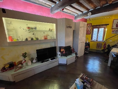 Foto Appartamento a Murlo Vescovado di 100 m² con 4 locali in vendita