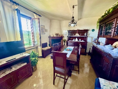 Foto Appartamento a Siena Cerchiaia - Coroncina di 90 m² con 5 locali