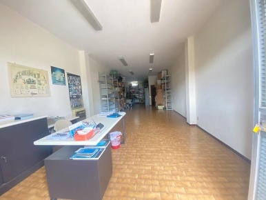 Foto Locale commerciale a Siena Vico Alto - San Miniato di 70 m² in vendita