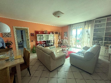 Foto Appartamento a Massa Bondano - Partaccia di 110 m² con 5 locali