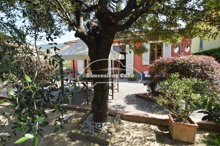 Foto Casa indipendente a Pescia Collodi, Ponte all'Abate, Monte a Pescia