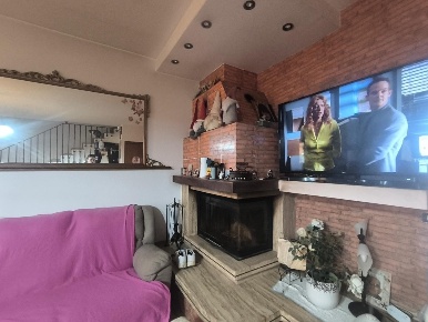 Foto Appartamento a Sinalunga Centro di 186 m² con 5 locali in vendita