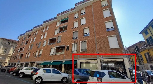 Foto Negozio a Alessandria Ospedale di 55 m² con 1 locali in vendita
