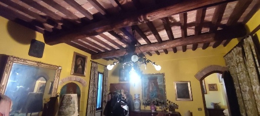 Foto Casa indipendente a Monteroni d'Arbia Ponte A Tressa di 420 m²