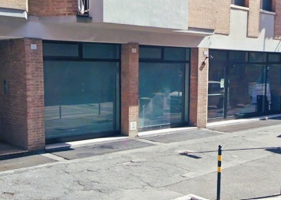 Foto Locale commerciale a Siena Cavour - Mentana di 450 m² con 6 locali