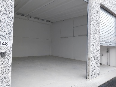 Foto Laboratorio in STRADA COLLEGAROLA  70, Modena Vaciglio di 90 m²