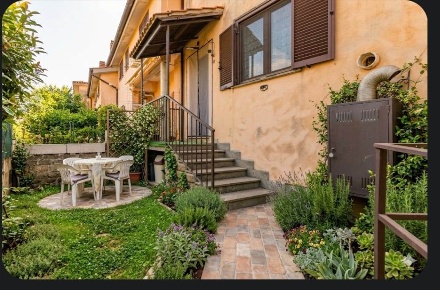 Foto Villa a schiera in via Grotte di Postumia 18, Anguillara Sabazia