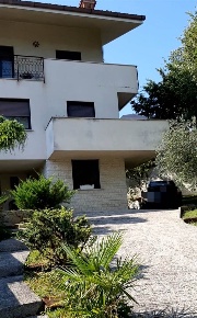 Foto Villa unifamiliare in Via Calderai 15, Muggia Centro di 198 m²