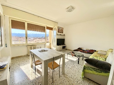 Foto Appartamento a Pistoia Centro Storico di 130 m² con 5 locali