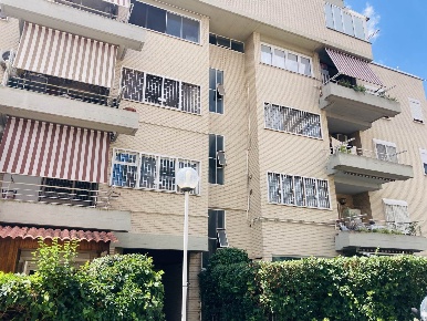 Foto Appartamento in Via Poggio Verde 40, Roma Casetta Mattei - Corviale