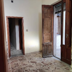 Foto Appartamento in Via Ispica 21, Acireale di 100 m² con 4 locali