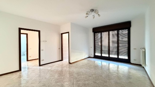 Foto Appartamento in Via Arsiero  13, Vanzago Centro di 101 m² con 3 locali