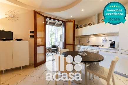 Foto Appartamento in Viale Due Giugno, Cervia Milano Marittima di 83 m²