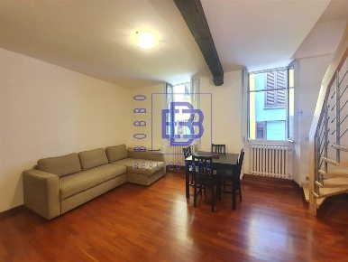 Foto Appartamento in Via Mercato, Milano Brera di 75 m² con 2 locali