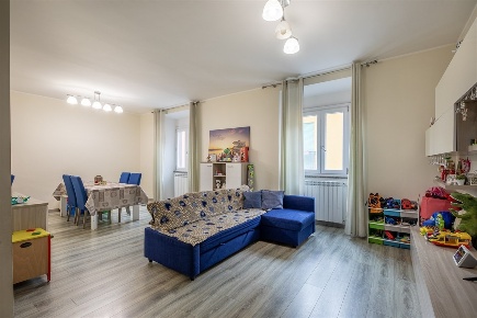 Foto Appartamento in Via Guidonia, Fonte Nuova Tor Lupara di 140 m²