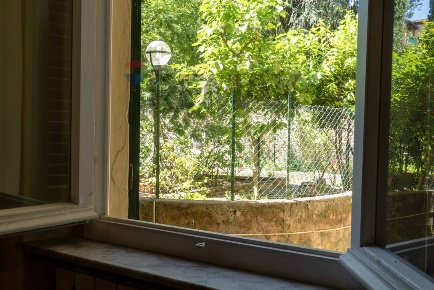 Foto Appartamento in via M. Rosi 29/A, Lucca di 100 m² con 5 locali