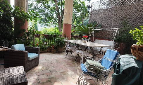 Foto Appartamento in Via Alessandro Rossi 15, Ercolano Centro di 252 m²