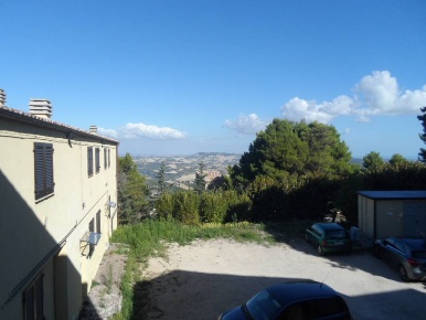 Foto Casa indipendente in Largo Monterone, Ripatransone Centro di 50 m²