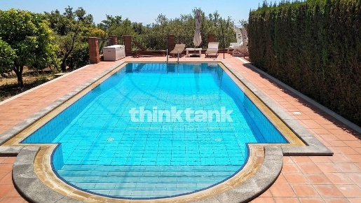 Foto Villa unifamiliare in Via Aglialoro, Trecastagni di 340 m² in vendita