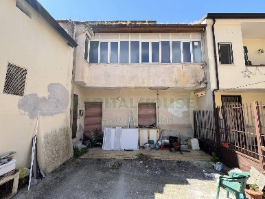 Foto Appartamento in via luigi de michele, Santa Maria Capua Vetere