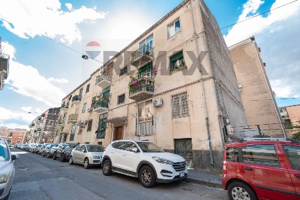 Foto Appartamento in Via Faraci 9, Catania Picanello di 88 m² con 3 locali