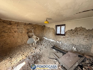 Foto Rustico a Monticelli Brusati Parmezzana Calzana di 105 m² con 4 locali