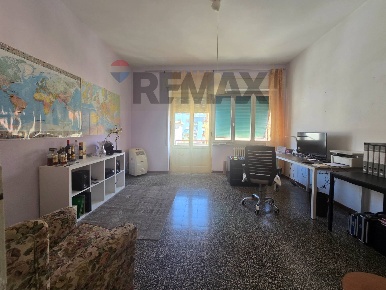 Foto Appartamento a Piombino Centro di 90 m² con 4 locali in vendita