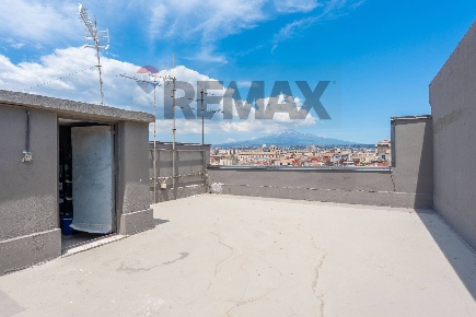 Foto Appartamento in Via Trovato 57, Catania Via delle Calcare di 85 m²