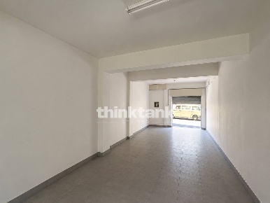 Foto Posti auto in Via Savoia, Catania Borgo di 71 m² con 1 locali