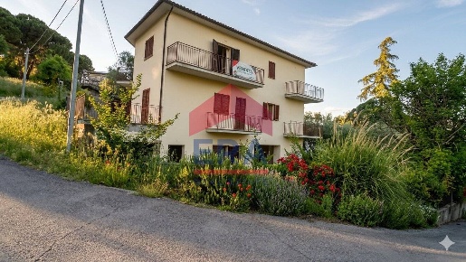Foto Appartamento in via luigi biagioni, Civitella d'Agliano di 173 m²