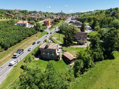 Foto Casa indipendente in via Strada Statale 28 4, Vicoforte di 220 m²