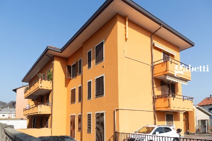 Foto Attico in Via Isonzo 6, Arcore Centro di 120 m² con 3 locali